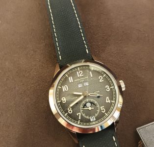 Patek Philippe Annual Calendar Travel Time – Maybe Even Back In Time?